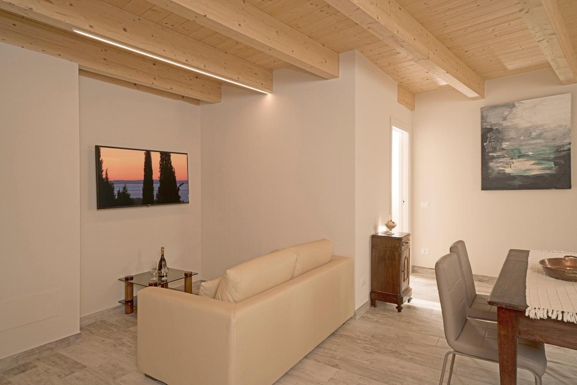 B&B Il Sogno Nel Borgo Gargnano Habitación foto