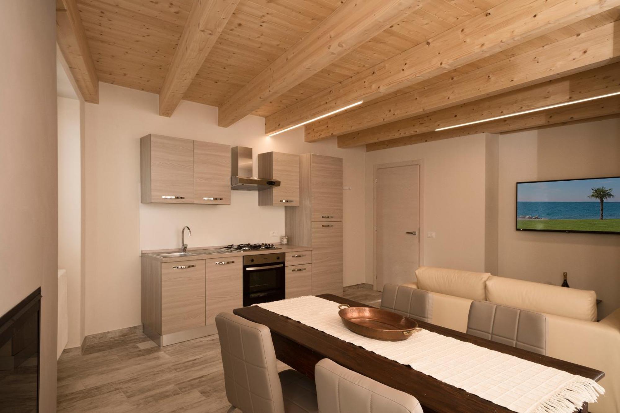 B&B Il Sogno Nel Borgo Gargnano Habitación foto